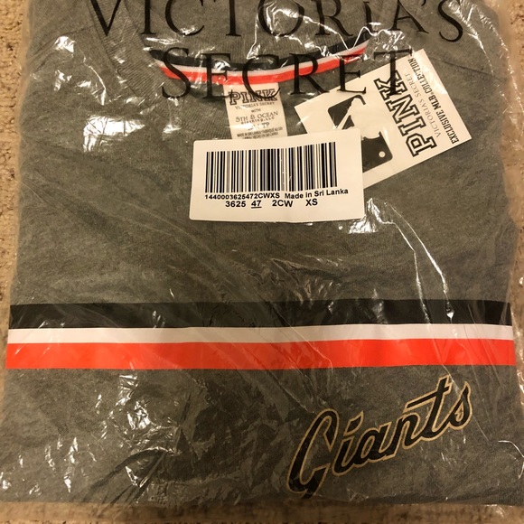 NEW!! VS Pink SF Giants Campus Crew Sweater - Picture 2 of 4